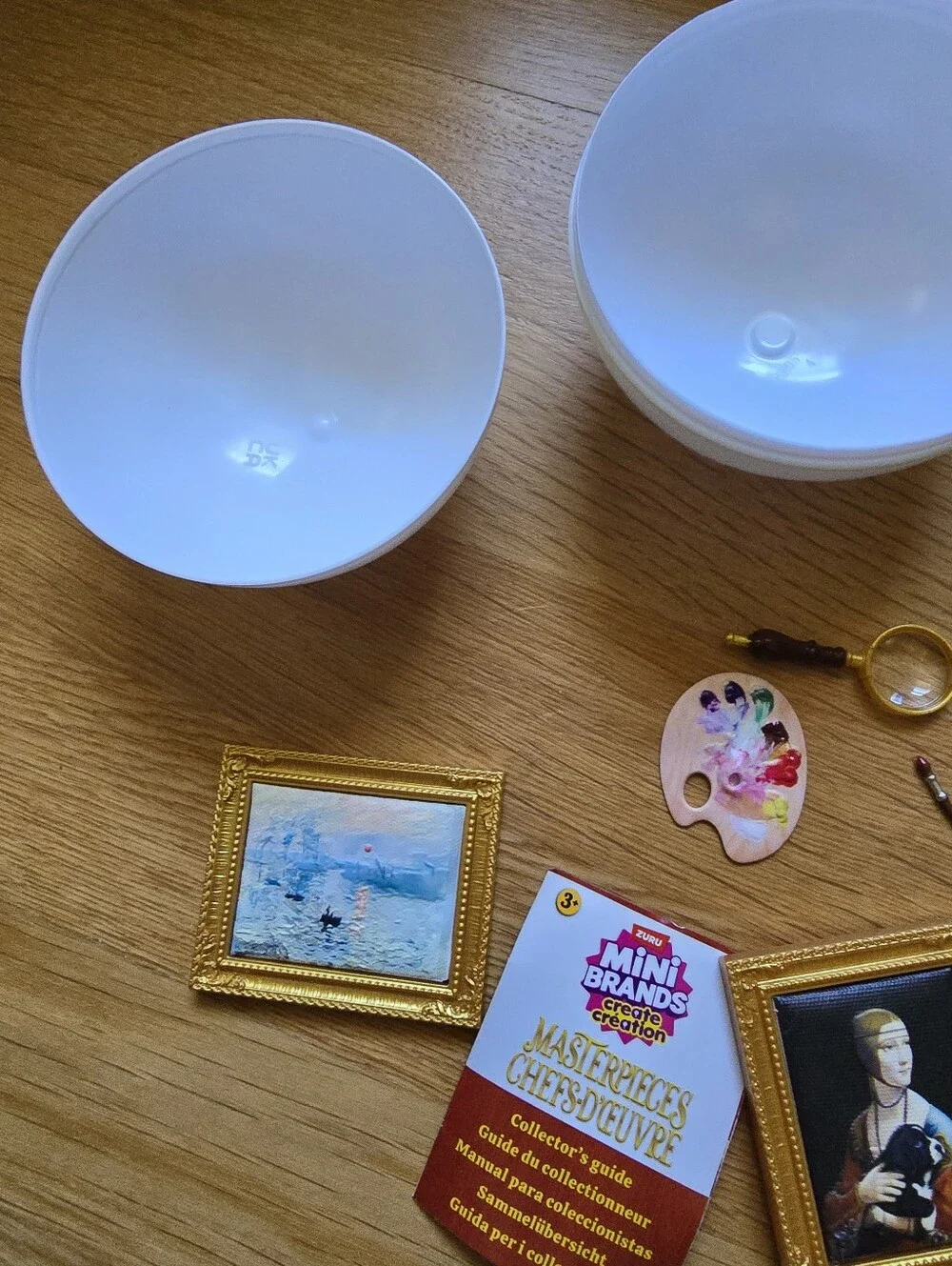 Mini Brands Artist Palette & Framed Art Set